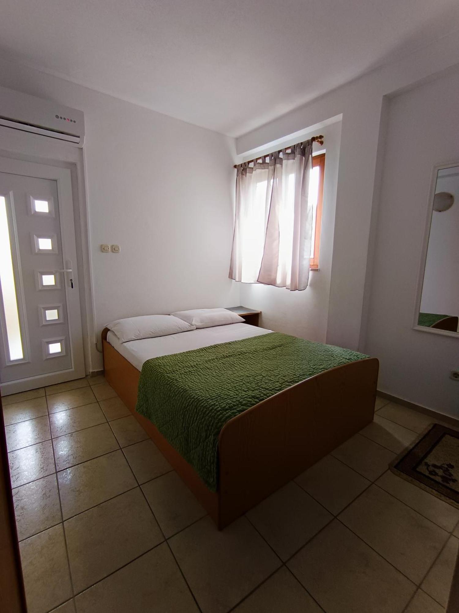Studio Apartmani Marinella Башка-Вода Номер фото