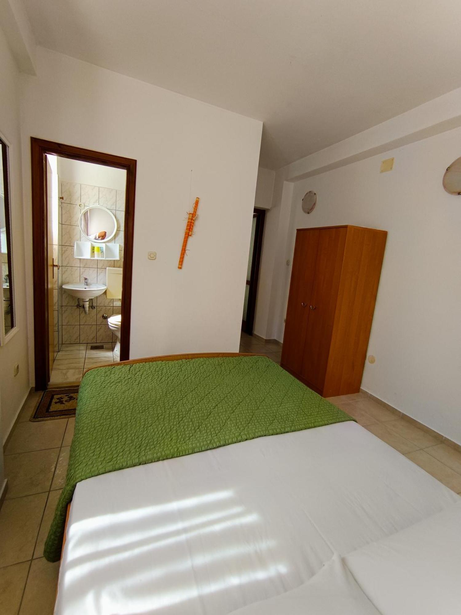 Studio Apartmani Marinella Башка-Вода Номер фото